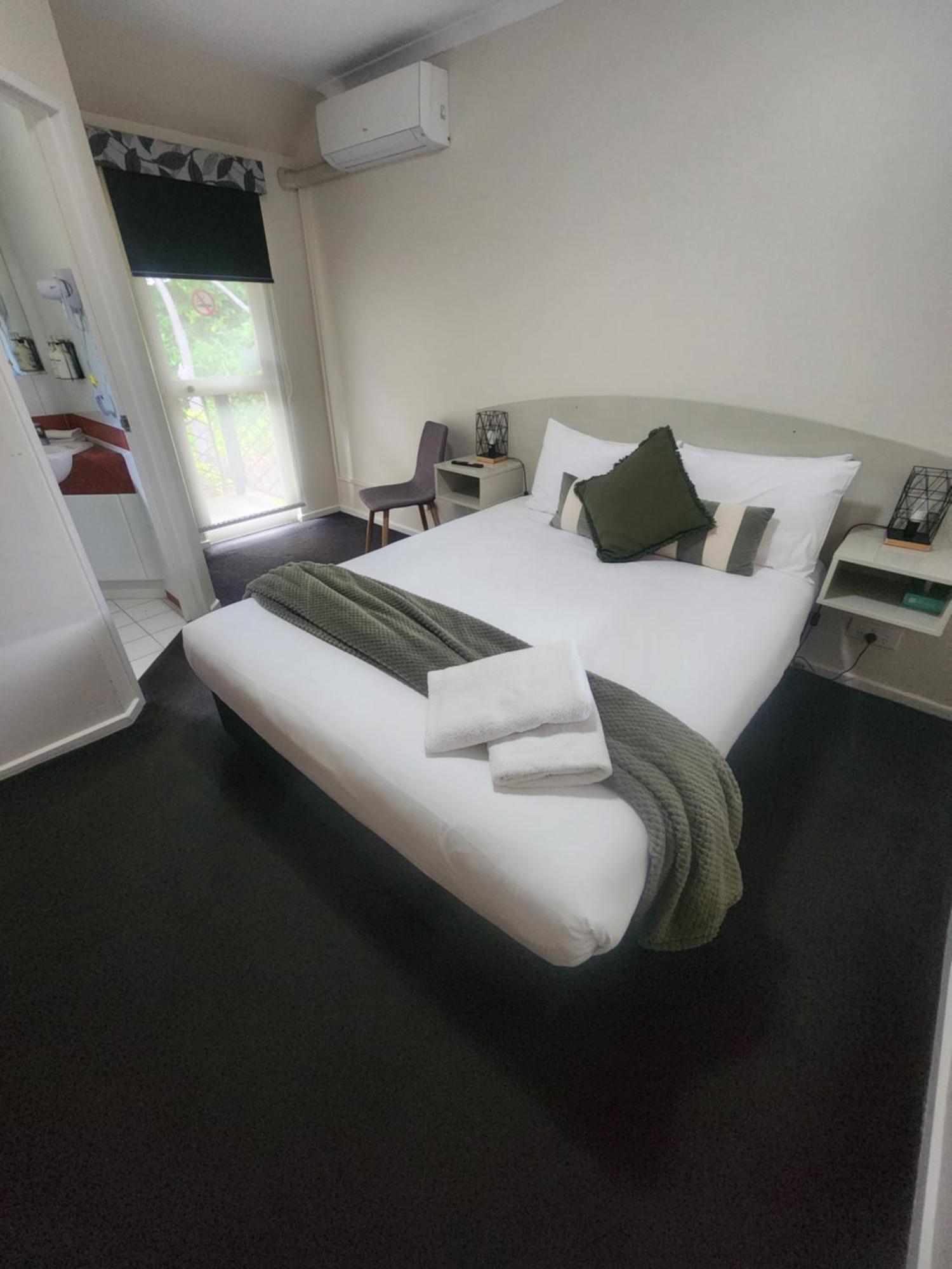 Elphin Serviced Apartments Лонсестон Номер фото