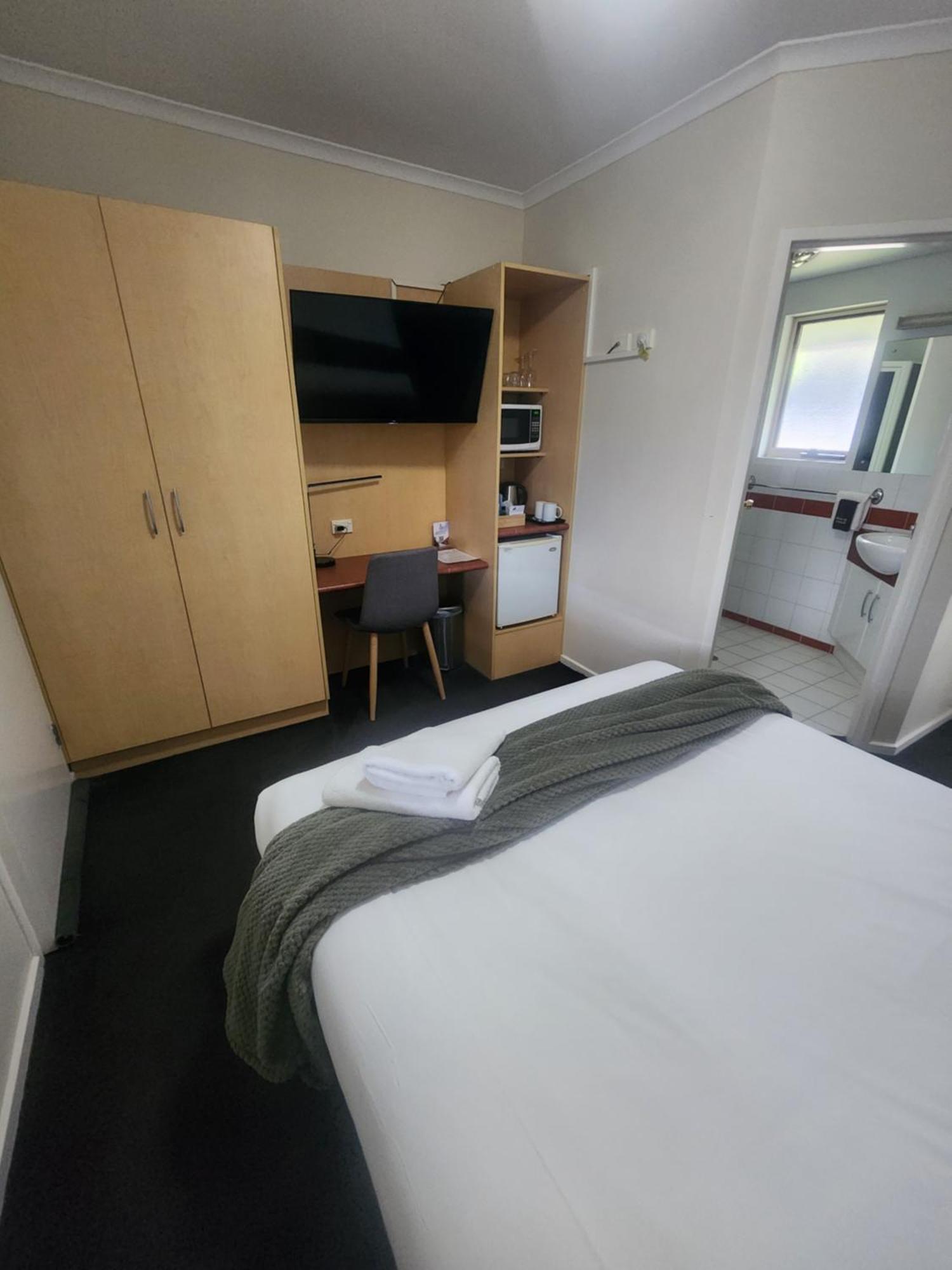 Elphin Serviced Apartments Лонсестон Номер фото