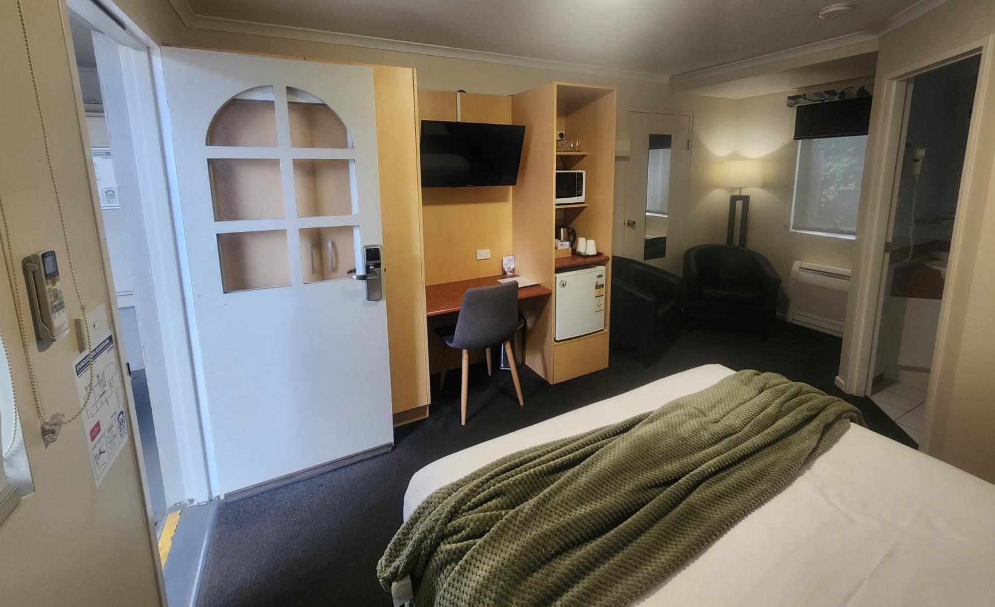 Elphin Serviced Apartments Лонсестон Номер фото